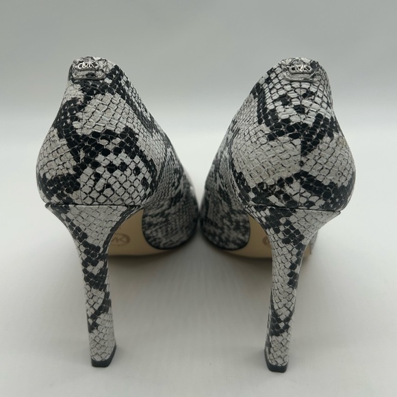 Michael Kors Amara Snake Embossed Leather Pumps Grey Size 7M NWB - Picture 7 of 10